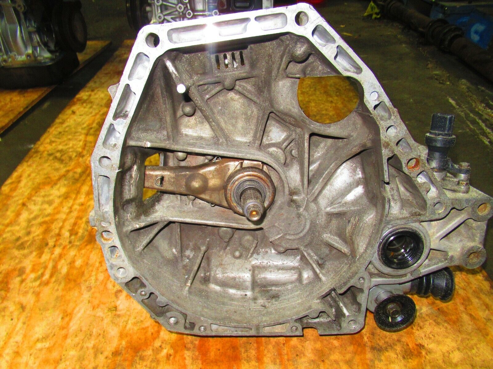 JDM 1998 B18C TYPE R LSD TRANSMISISON 5 SPEED 4.7 SPEC R LSD TRANSMISSION B18C - Fresh Stock Dated January 2026