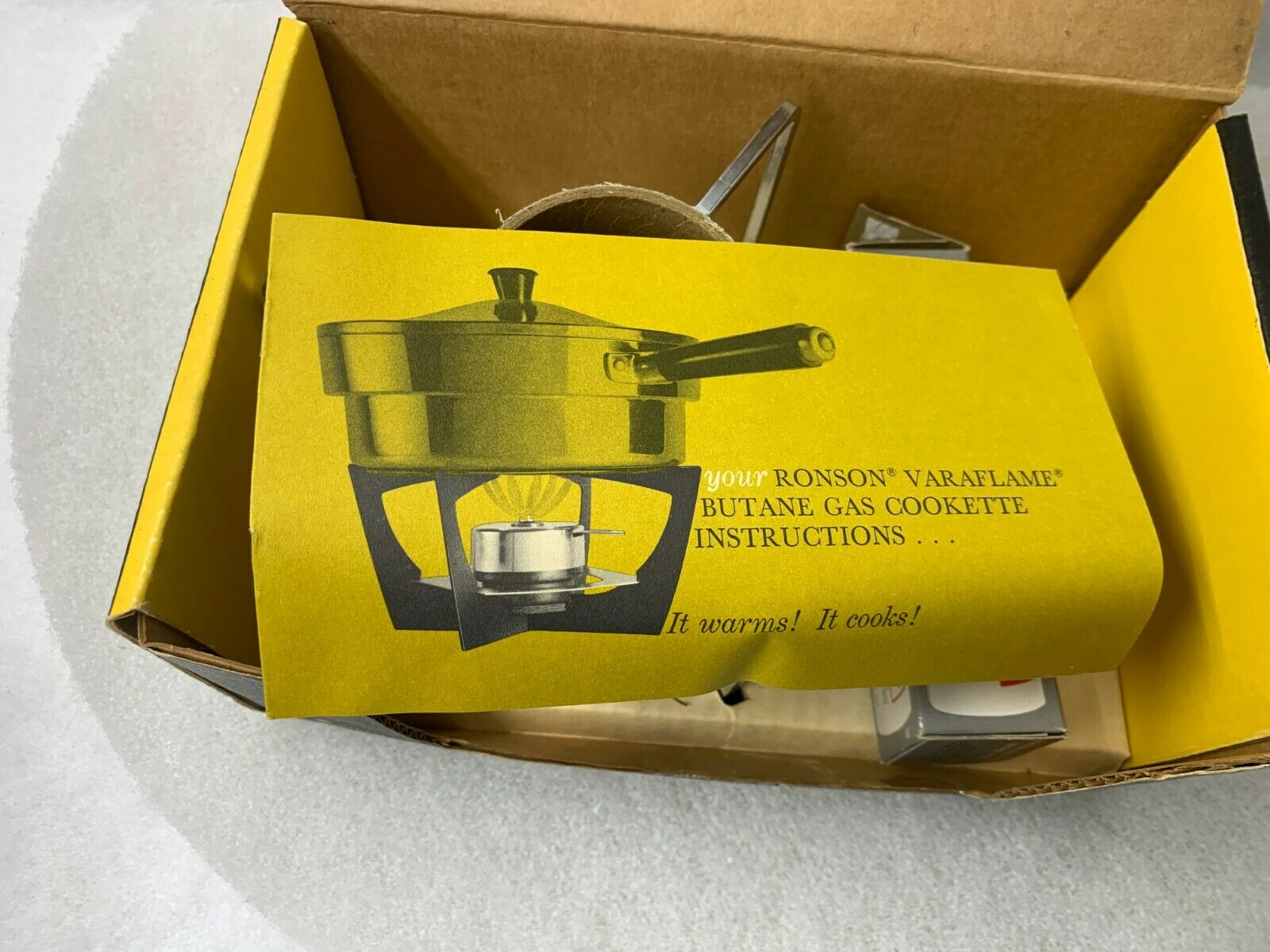 VINTAGE  VARAFLAME RONSON COOKETTE With Box & Instructions Model #19201 - Fresh Stock Dated February 2026