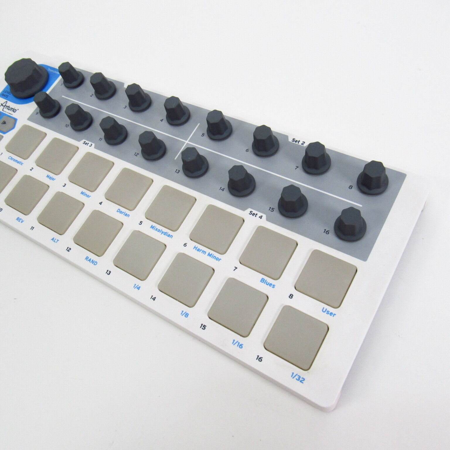 Arturia BeatStep USB MIDI Controller / Sequencer - Fresh Stock Dated December 2025