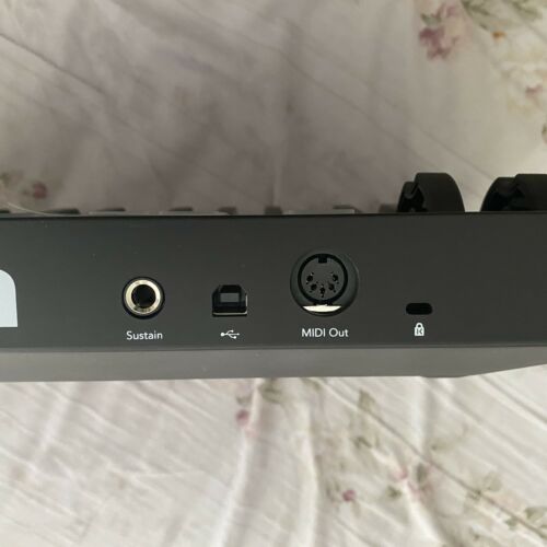 novation launchkey 37 mk3 - Fresh Stock Dated December 2025