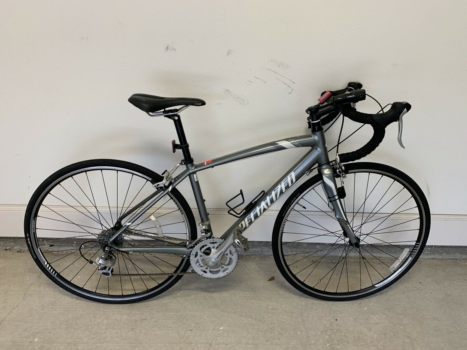 Specialized Dolce Bike - Fresh Stock Dated December 2025