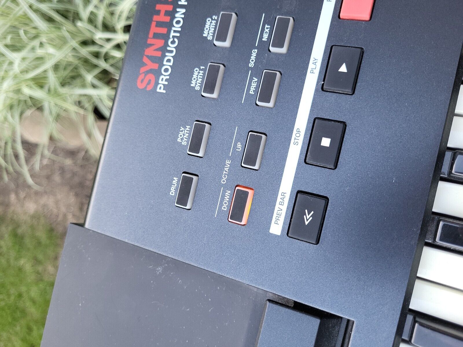 AKAI Synthstation 49 Midi Controller Keyboard Workstation No iPad - Fresh Stock Dated December 2025