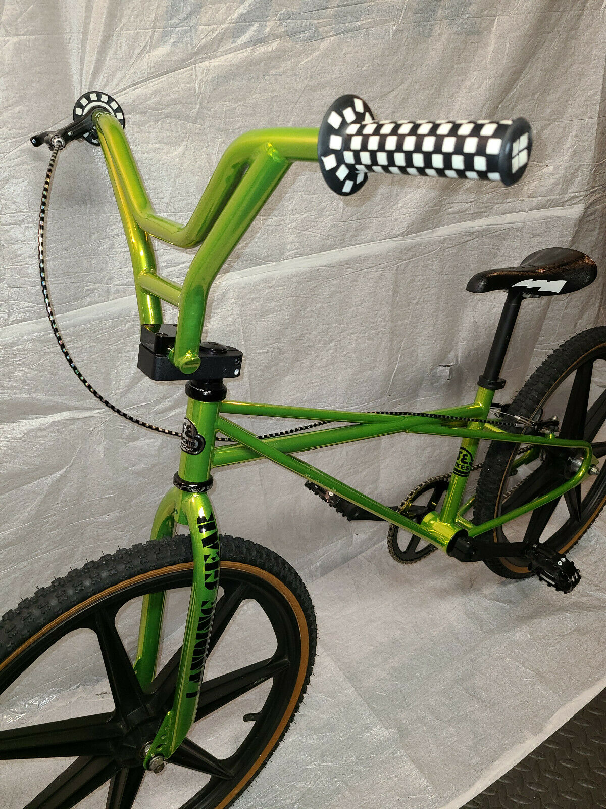 SE Quadangle Cruiser STR- 1 BMX 24 Inch Stu Thomsen OLD SCHOOL 2009 Looptail - Fresh Stock Dated December 2025