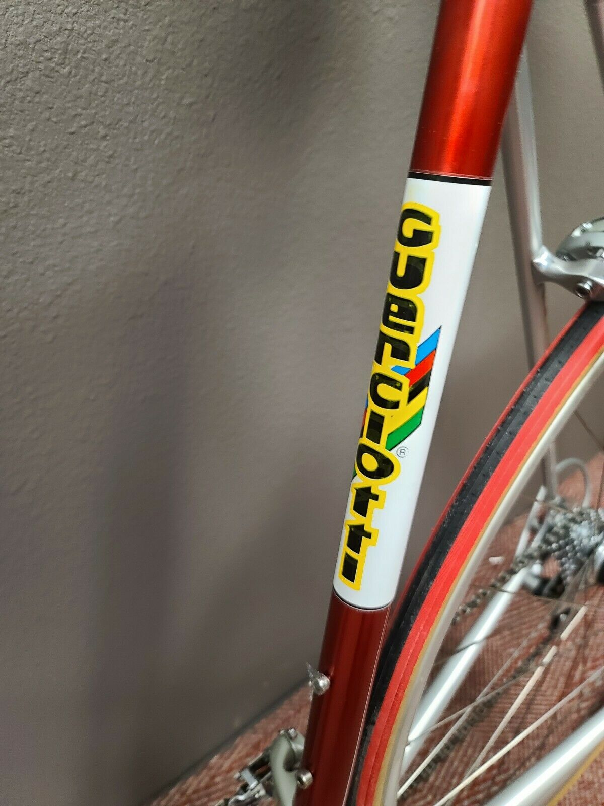 *NOS* Guerciotti Sprint Road Bike 105 Made in Italy - Fresh Stock Dated December 2025