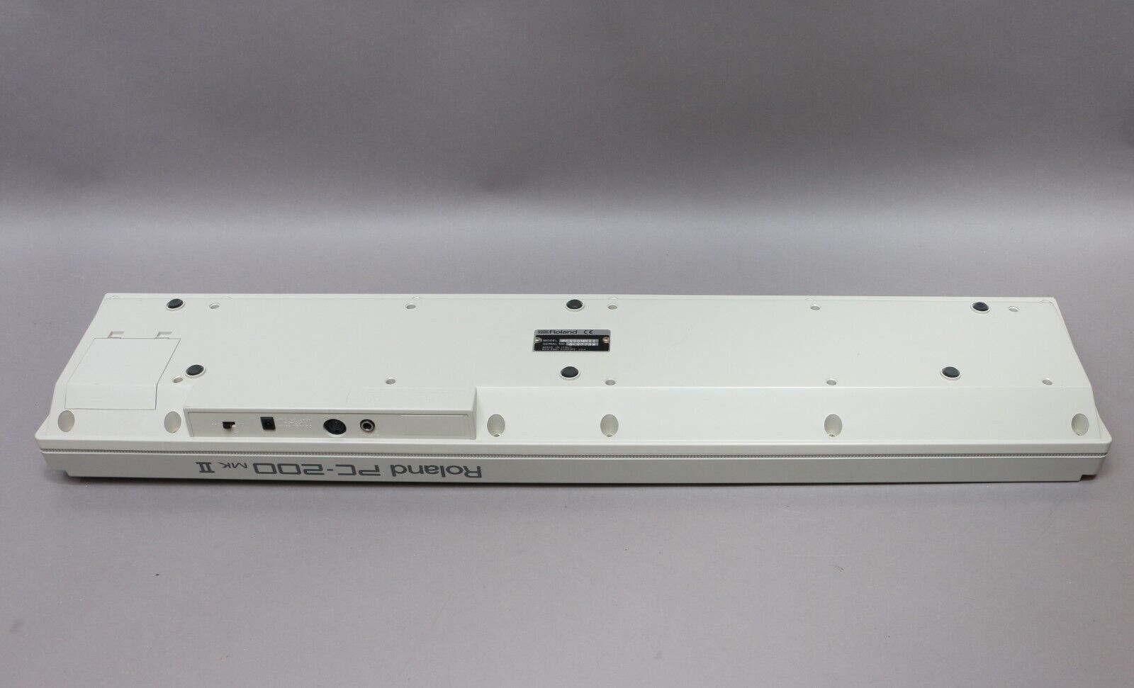 ROLAND PC-200 MK-II MIDI Keyboard Controller **Works Great** - Fresh Stock Dated December 2025