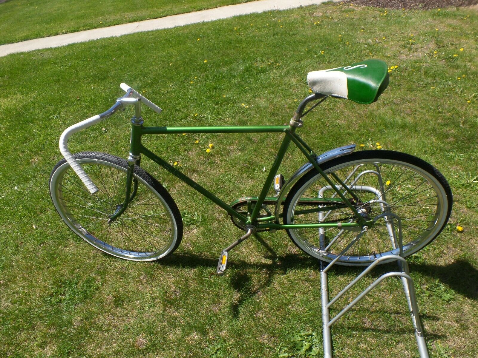 1976 (EM) Schwinn Men's Racer Custom Rat Bike - Green - Fresh Stock Dated January 2026