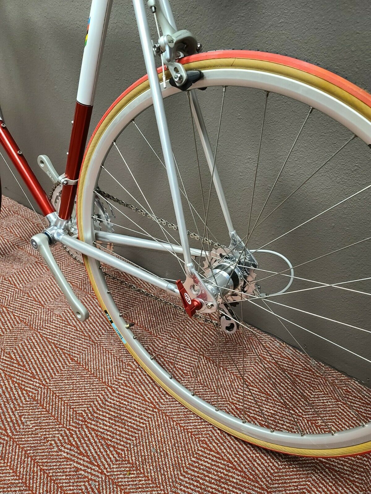 *NOS* Guerciotti Sprint Road Bike 105 Made in Italy - Fresh Stock Dated December 2025