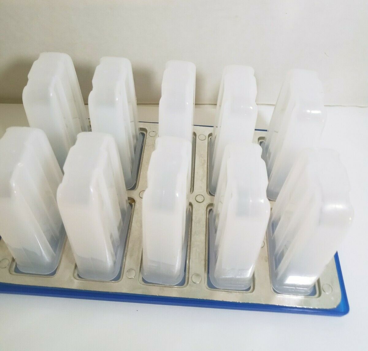 Norpro Frozen Ice Pop Maker makes 10 3oz  with 100 Wooden Treat Sticks. BPA Free - Fresh Stock Dated February 2026