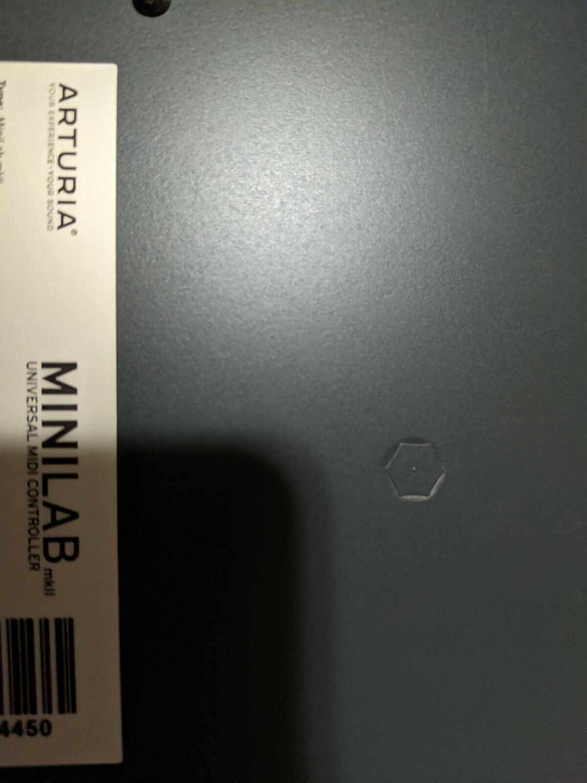 Arturia Minilab MKII Mini Hybrid Keyboard Slim-Key Controller White - Fresh Stock Dated December 2025