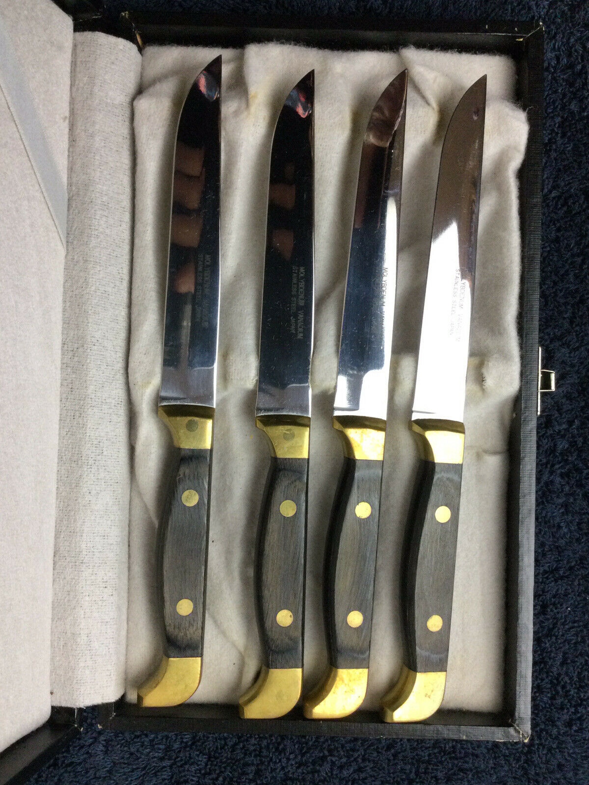 Vintage Japan Cutlery Molybdenum Vanadium High Carbon Stainless Knives Set - Fresh Stock Dated February 2026