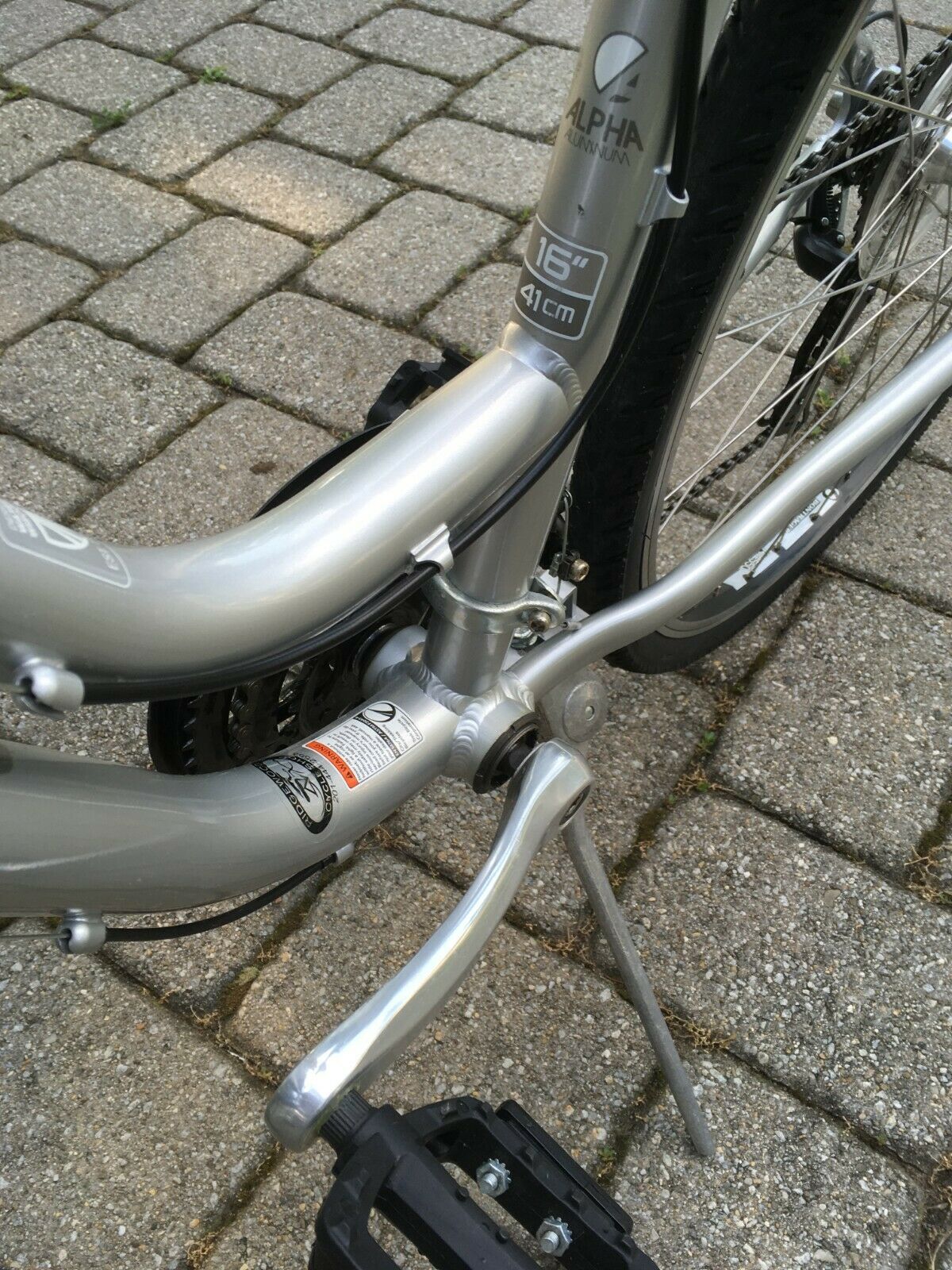 Trek 7000 womens bike womans silver hybrid comfort aluminum bicycle - Fresh Stock Dated December 2025