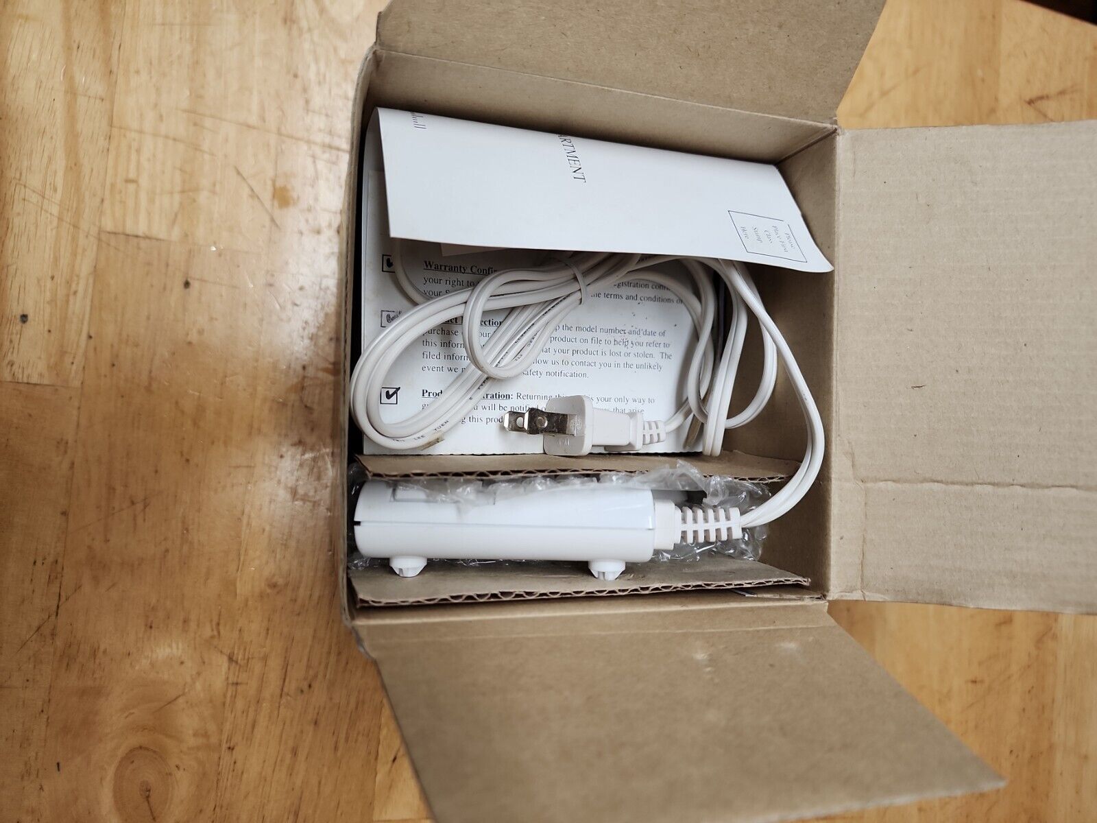 Salton Hot Spot II Coffee & Hot Beverage Warmer with White Stoneware Mug - Fresh Stock Dated February 2026