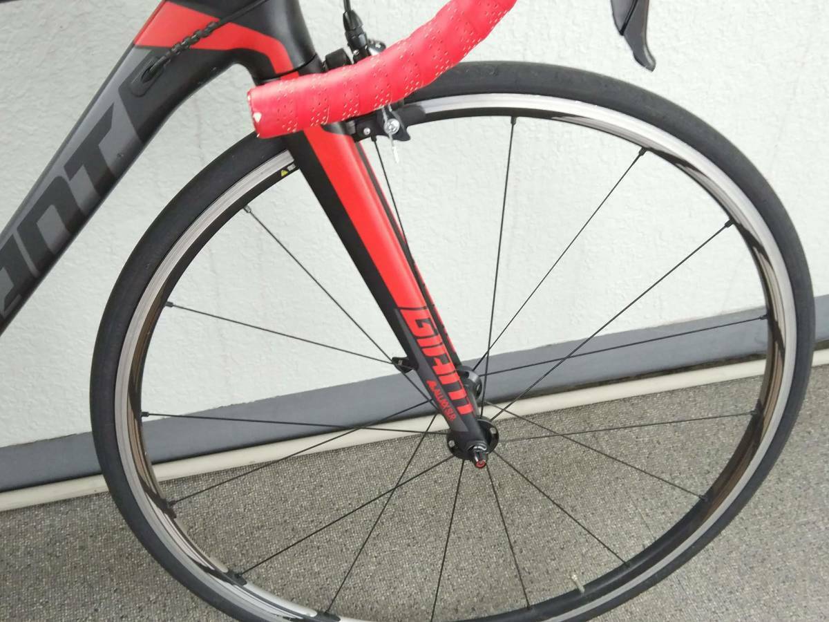 Giant Tcr Slr Size S Aluminum Frame Shimano 105 Road Bike - Fresh Stock Dated December 2025