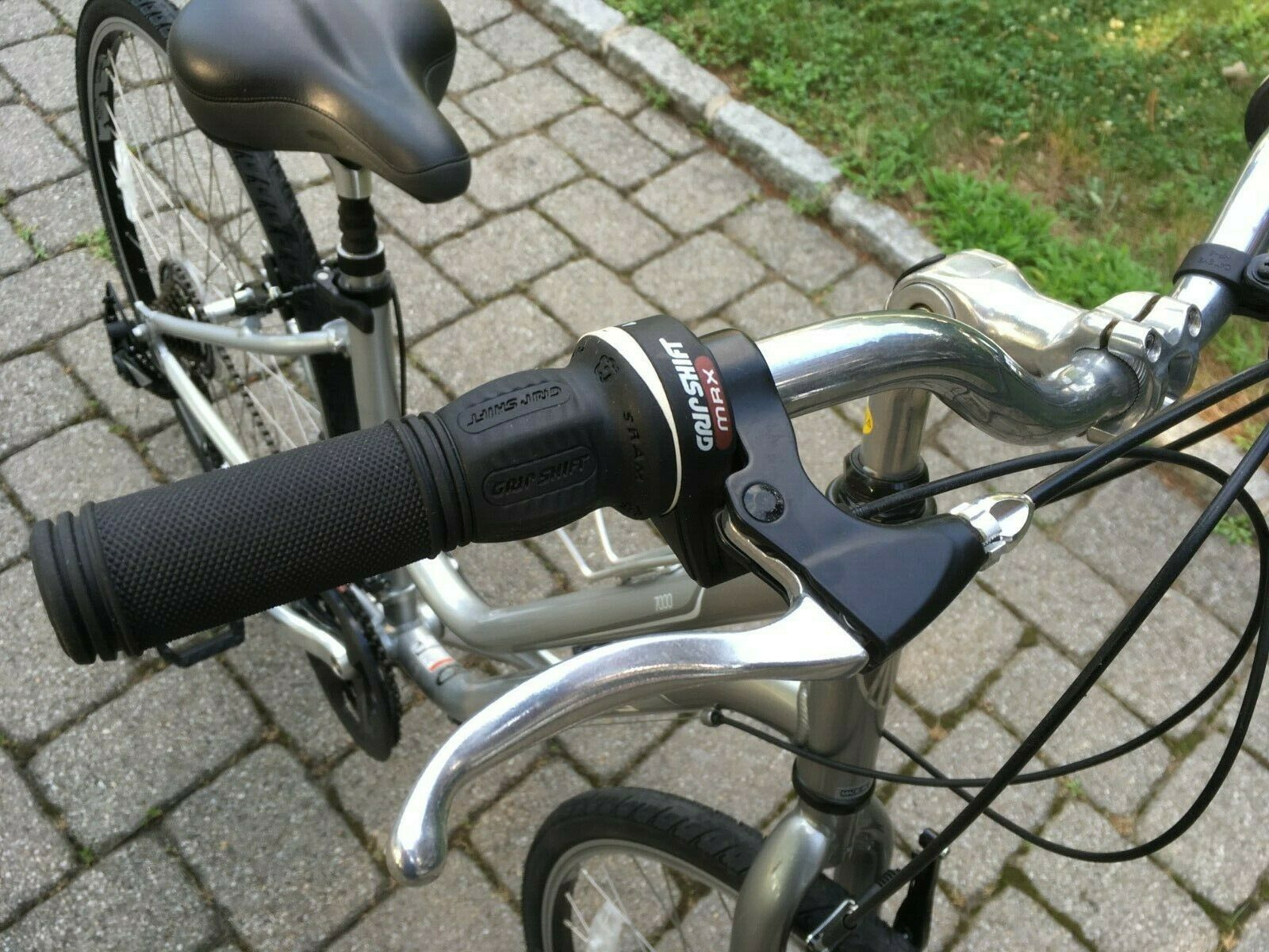 Trek 7000 womens bike womans silver hybrid comfort aluminum bicycle - Fresh Stock Dated December 2025