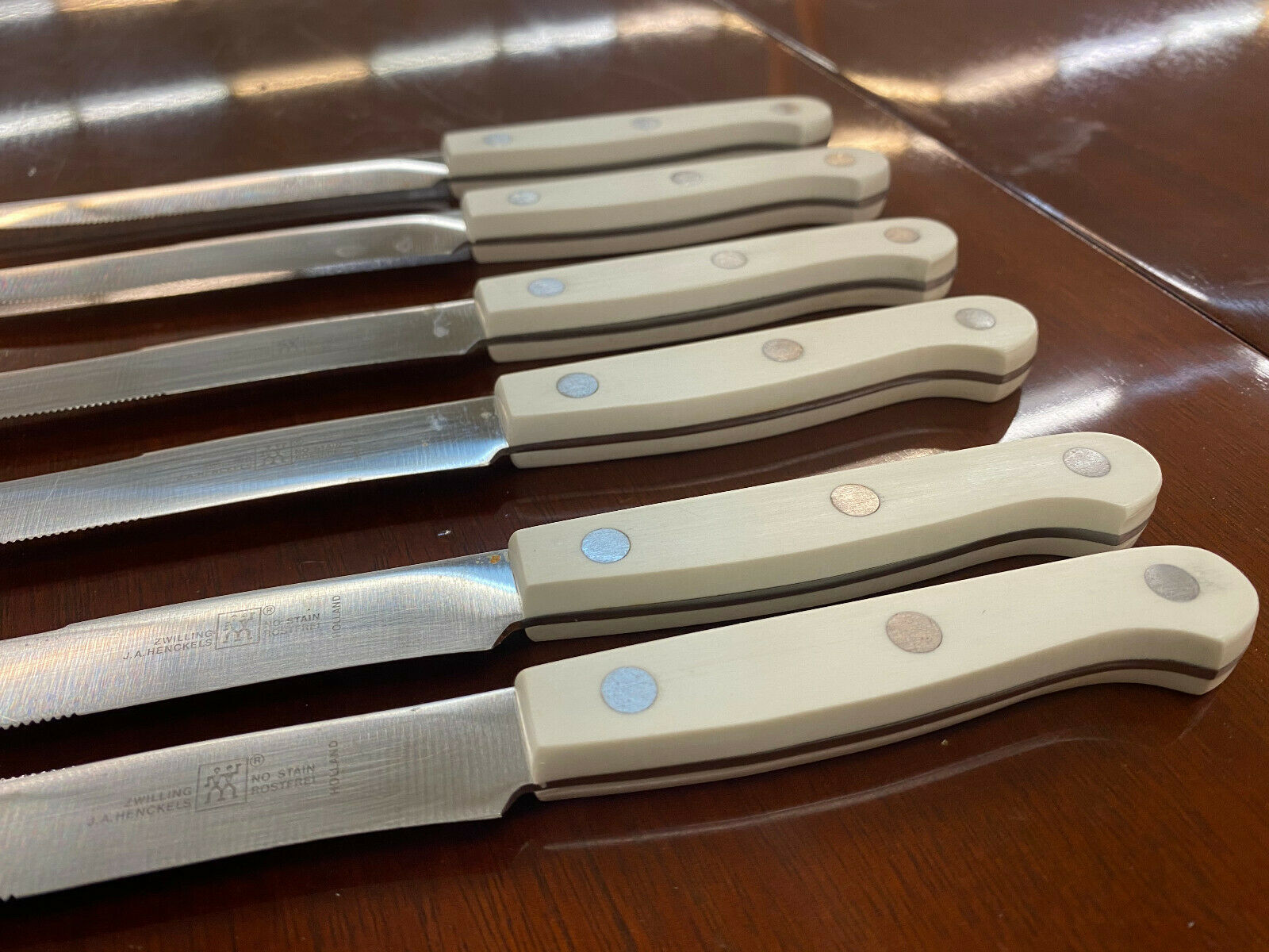 6 piece Zwilling J.A. Henckels White Handle Steak Knife Set  rostfrei Holland  A - Fresh Stock Dated January 2026