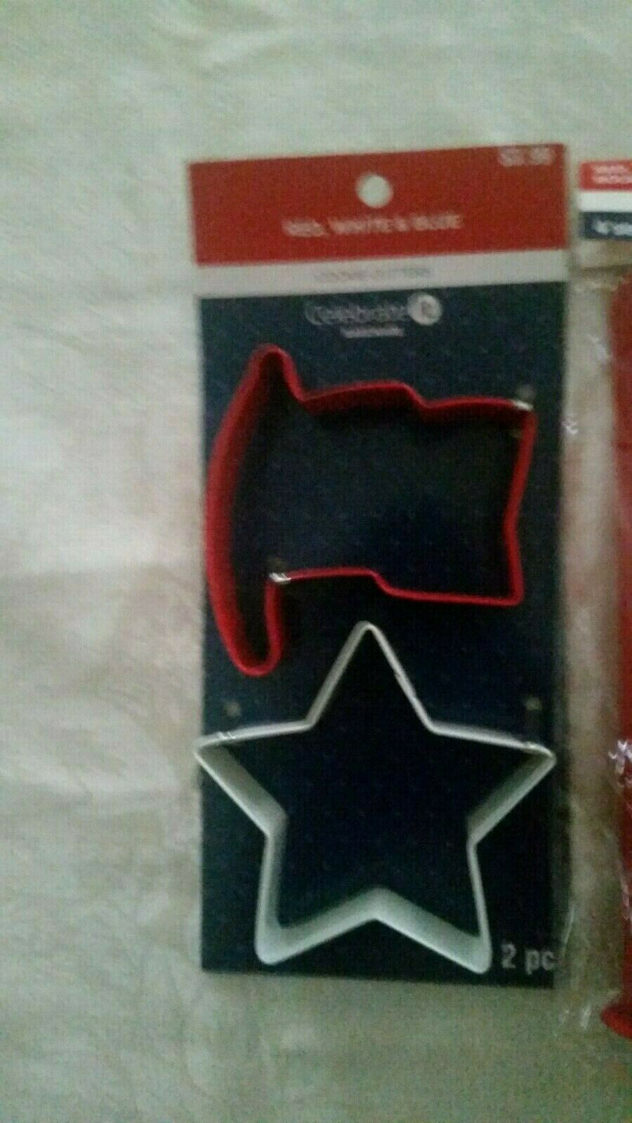 Celebrate It Silicone Ice Pop Molds 4 with lids & 2 cookie cutters Summer - Fresh Stock Dated February 2026