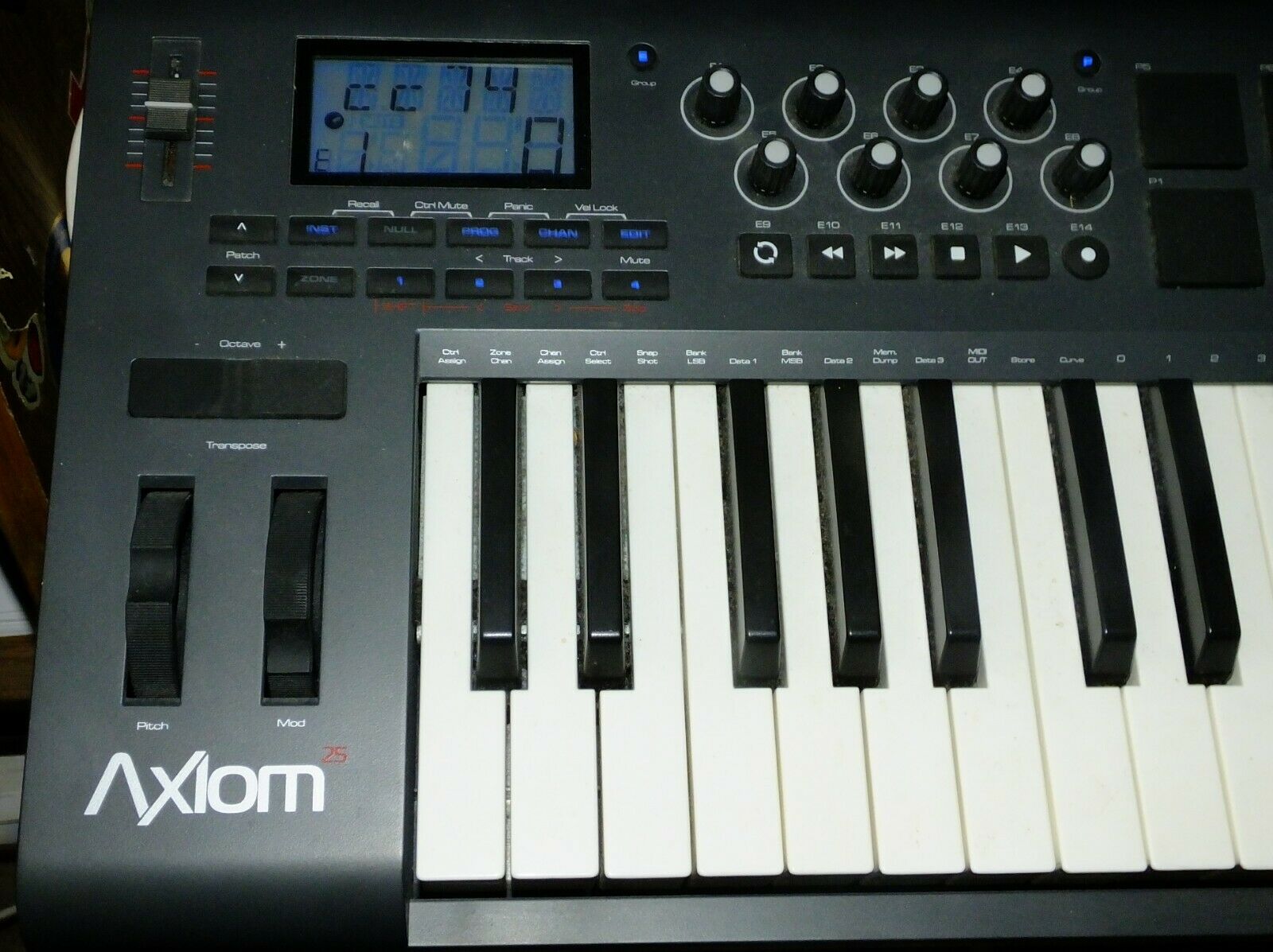 M-Audio Axiom 25 Advanced 25-Key Semi-Weighted USB MIDI Controller - Fresh Stock Dated December 2025
