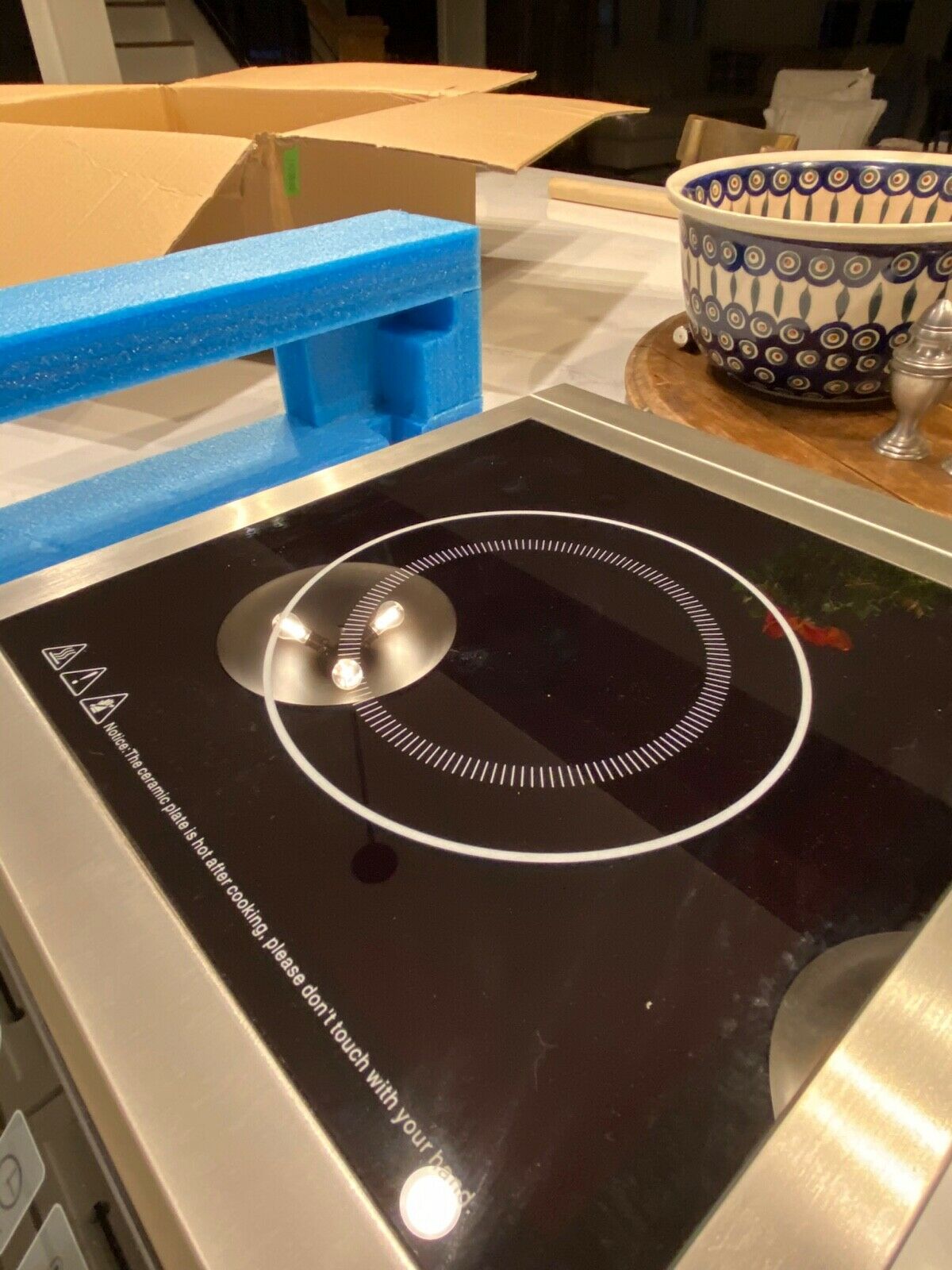 Cuisunyo Ceramic Stainless Steel Induction Cooktop Commercial 240v Plug 3500w - Fresh Stock Dated February 2026