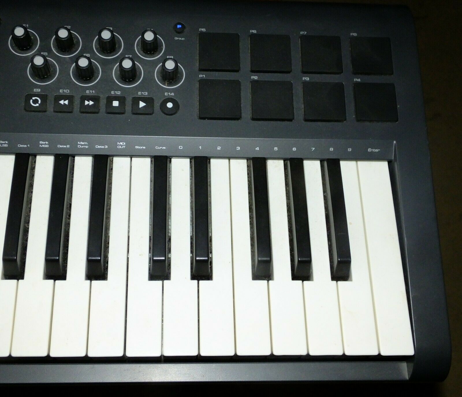 M-Audio Axiom 25 Advanced 25-Key Semi-Weighted USB MIDI Controller - Fresh Stock Dated December 2025