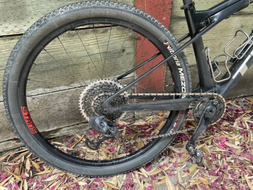 mountain bike 29 - Fresh Stock Dated December 2025