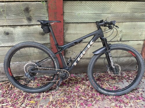 mountain bike 29 - Fresh Stock Dated December 2025