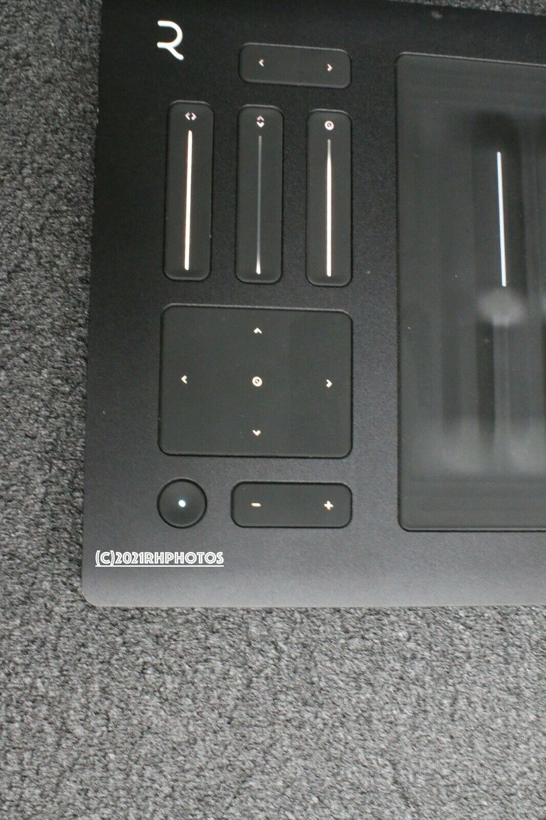 ROLI Seaboard RISE 25 MIDI Keyboard - Fresh Stock Dated December 2025