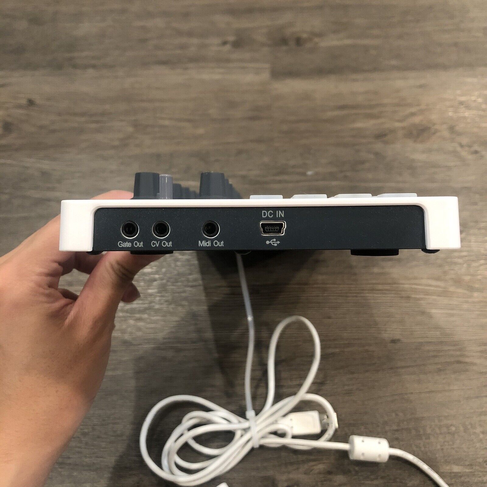 Arturia BeatStep MIDI Pad Controller and Sequencer ***Missing Level/Rate Knob*** - Fresh Stock Dated December 2025