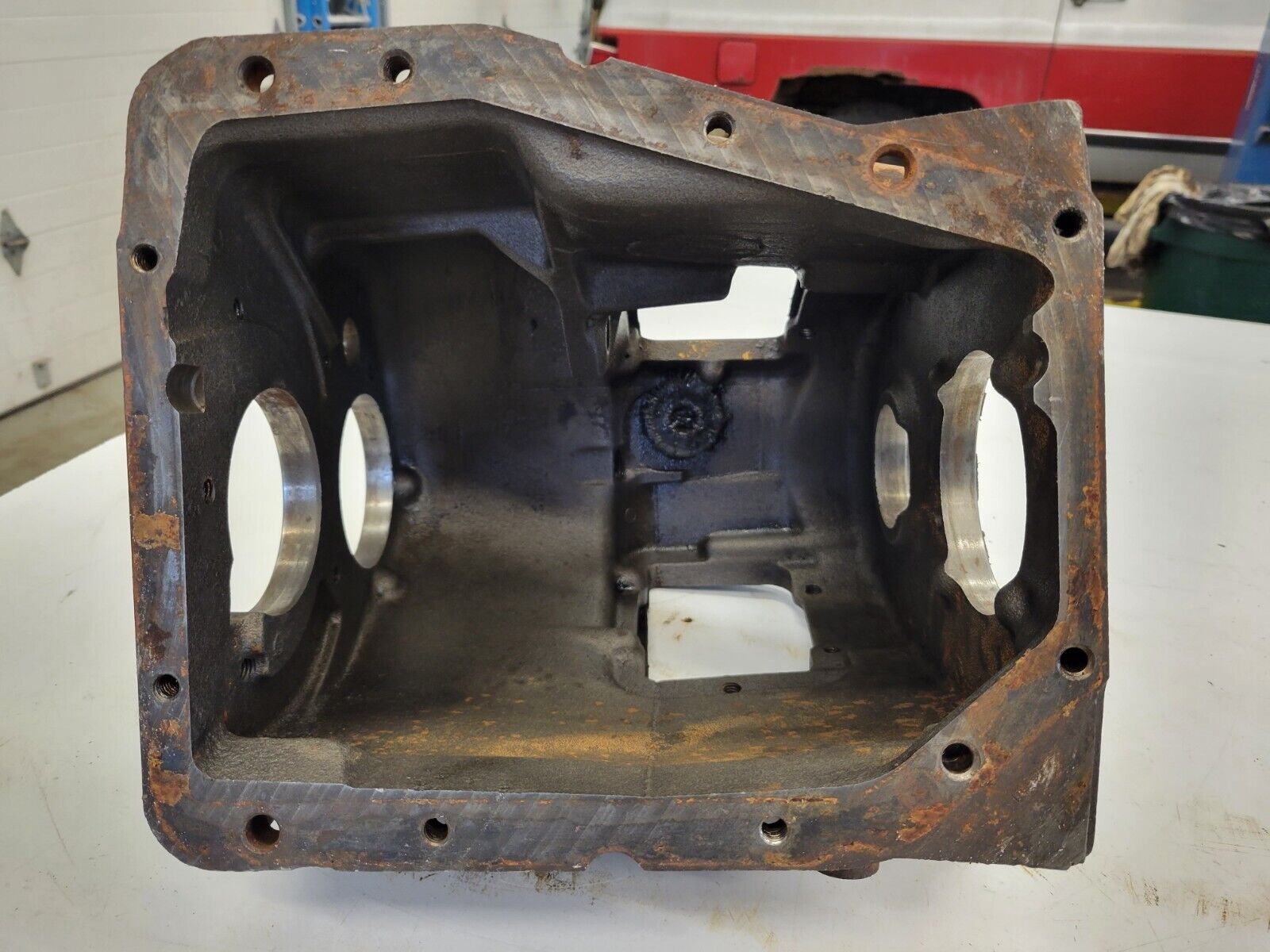 SM465 TRANSMISSION MAIN CASE 1968-1990 GM GMC CHEVY JEEP 6273212 - Fresh Stock Dated December 2025