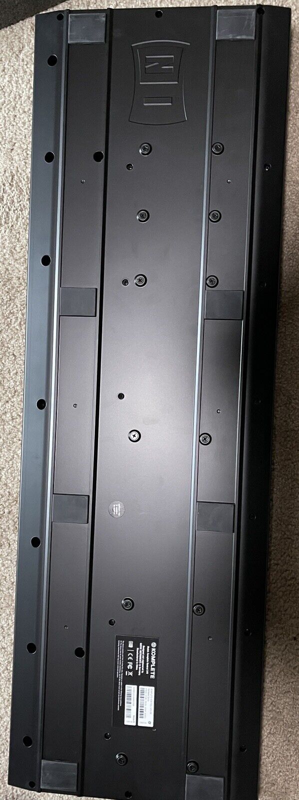 NATIVE INSTRUMENTS KOMPLETE KONTROL S49 MK1 KEYBOARD - Fresh Stock Dated December 2025