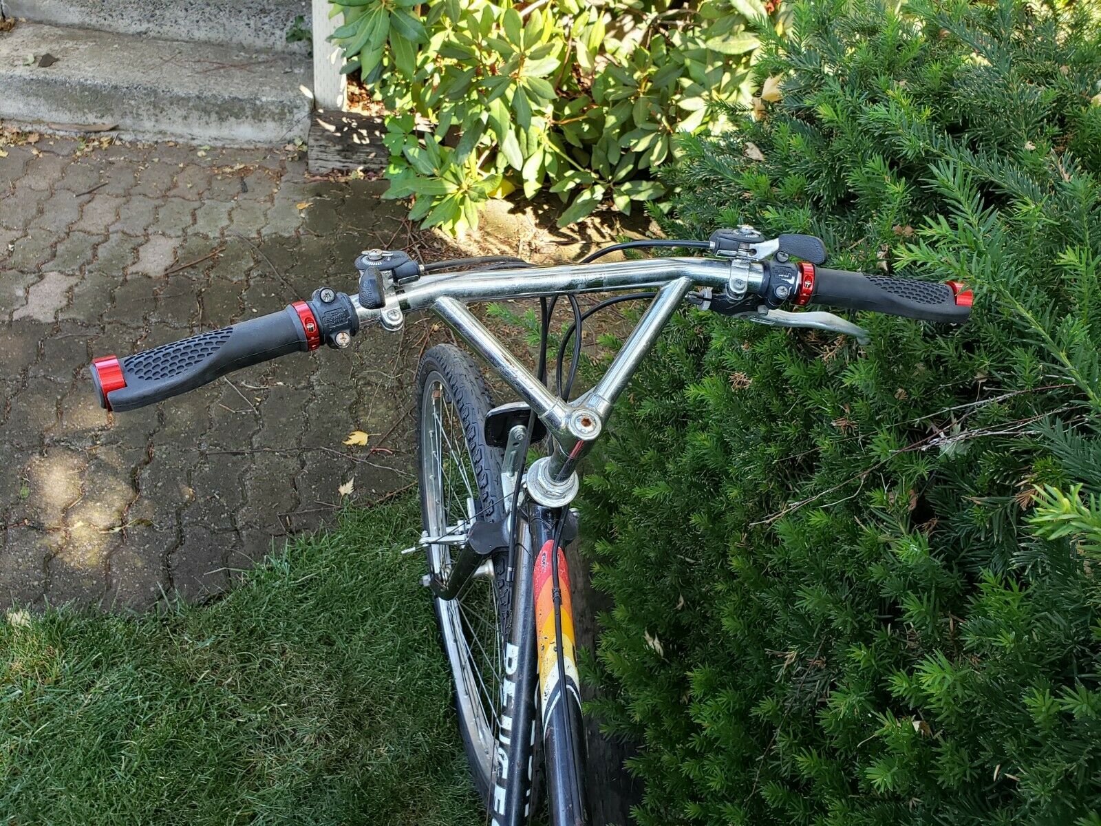 Vintage 1985 Peugeot Orient Express Men's Mountain Bike 19