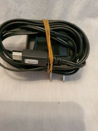 Motorola H555 Bluetooth headset L or R ear compatible.  Works. Gently used - Fresh Stock Dated December 2025