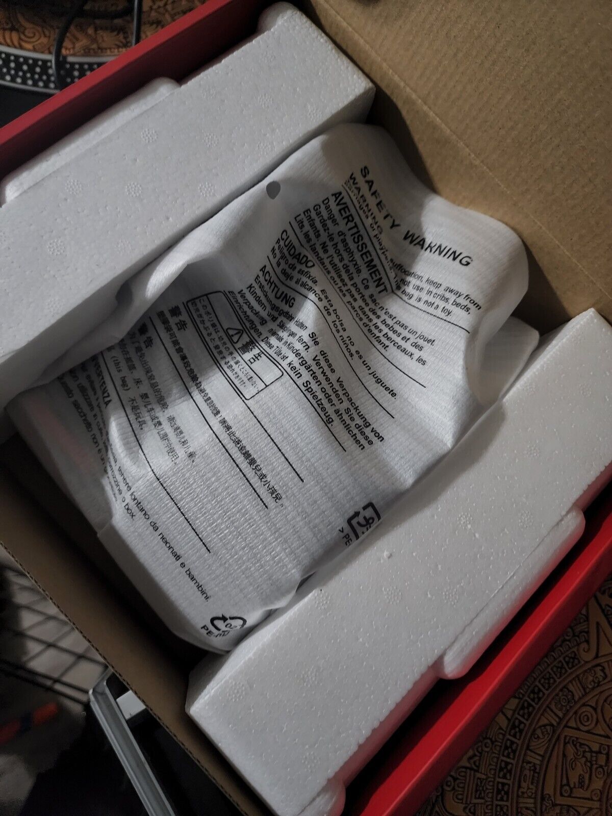 akai professional mpd218 (open box) + Traveling case - Fresh Stock Dated December 2025