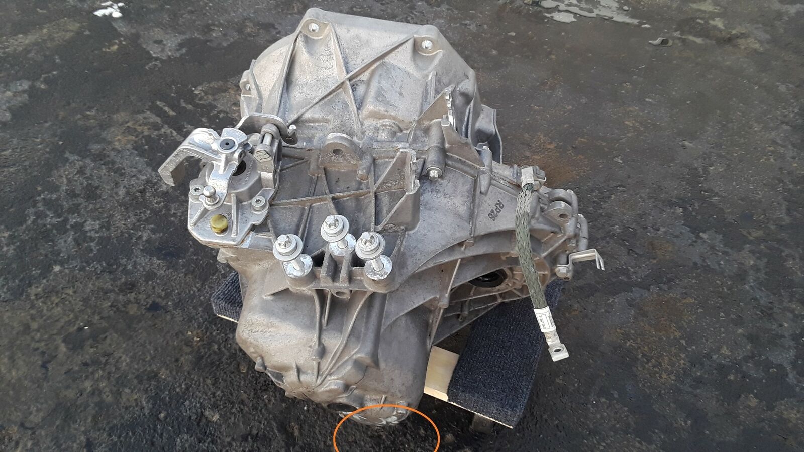 2014-2019 MINI COOPER F56 2.0L FWD 6-SPEED MANUAL TRANSMISSION GEAR CARRIER OEM - Fresh Stock Dated January 2026