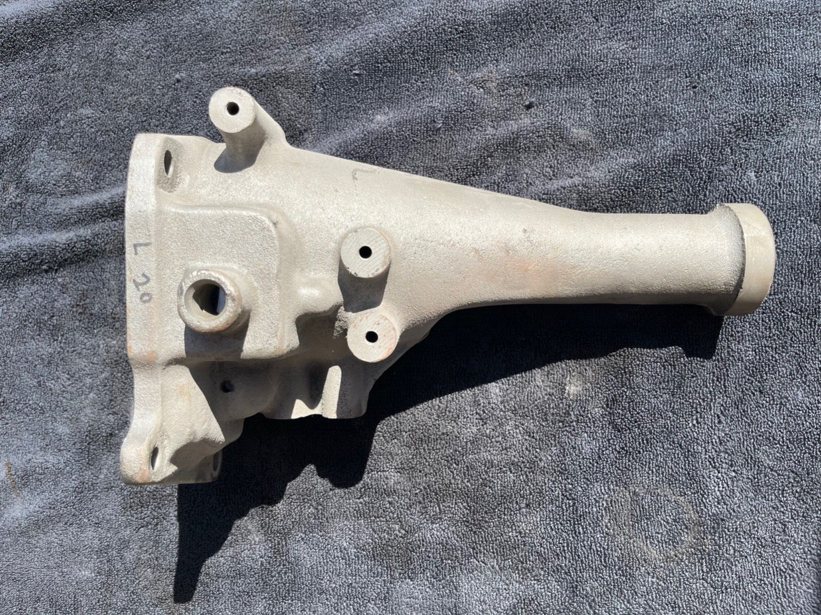 1963-1966 Ford Falcon Borg Warner T10 4 Speed Tailhousing T10H-7A Tailshaft - Fresh Stock Dated January 2026
