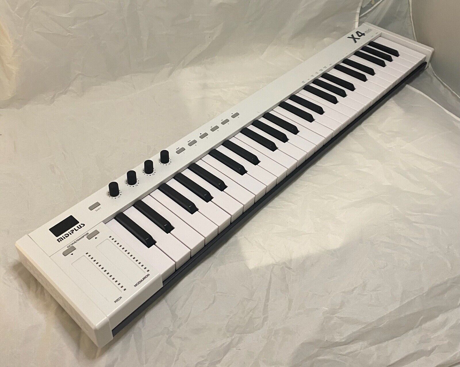 Midiplus MIDI Keyboard Controller X4 Mini White With Velocity USB and DIN - Fresh Stock Dated December 2025
