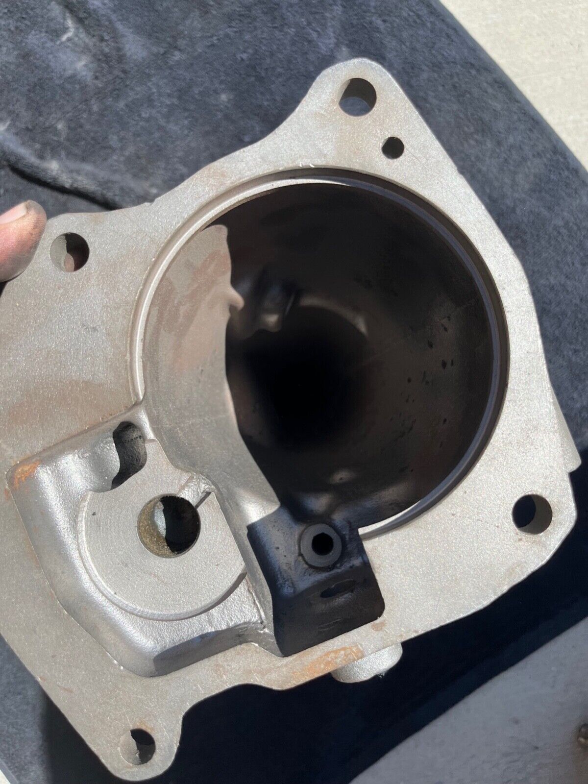 1963-1966 Ford Falcon Borg Warner T10 4 Speed Tailhousing T10H-7A Tailshaft - Fresh Stock Dated January 2026