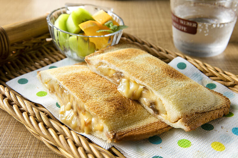 Hot Sand Sandwich Maker made easily with a grill SA136 StrixDesign Made in JAPAN - Fresh Stock Dated February 2026