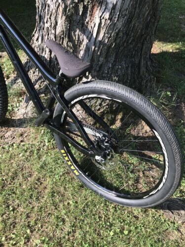 2011 Banshee Amp DJ dirt jumper Maxxis Odyssey Profile Manitou Spank Atomlab - Fresh Stock Dated December 2025