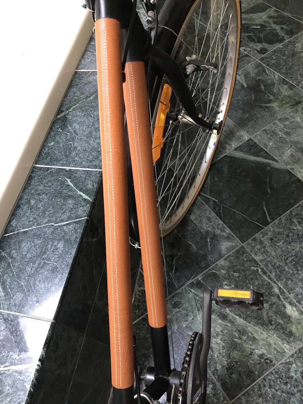 HERMES LEATHER BICYCLE BARENIA - Fresh Stock Dated January 2026