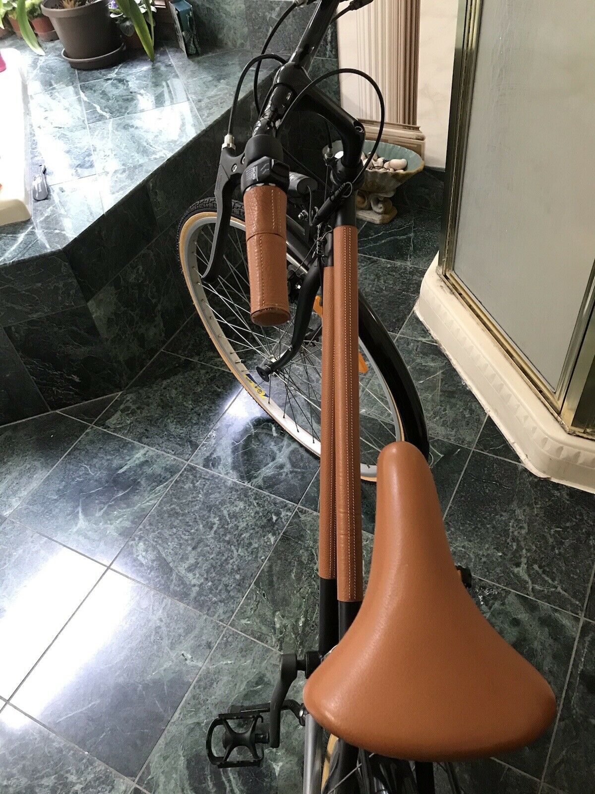 HERMES LEATHER BICYCLE BARENIA - Fresh Stock Dated January 2026