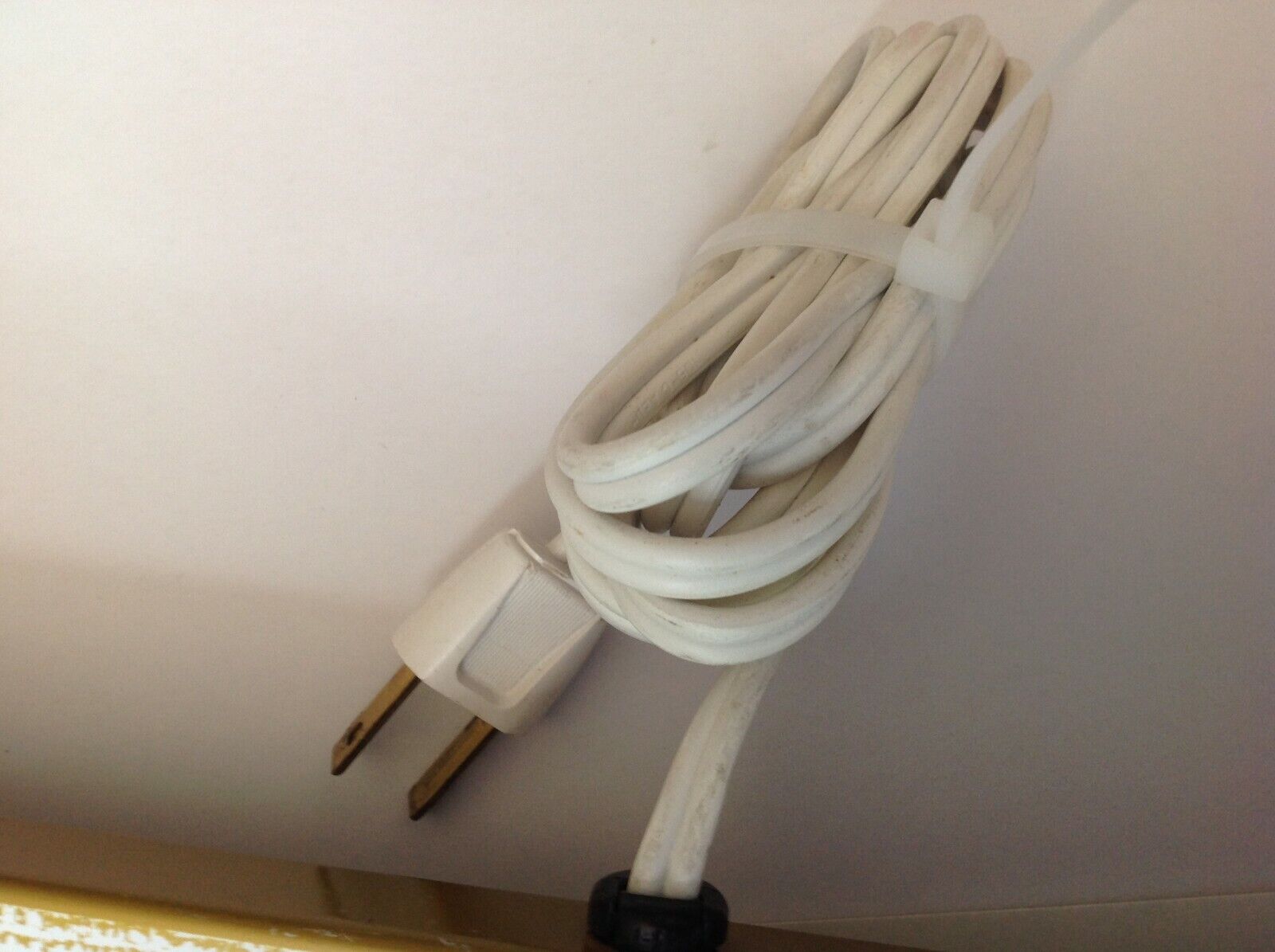 Warm-O-Tray Food Warmer 3 Hot Plate Party Hostess Server Cornflowers Electric - Fresh Stock Dated February 2026