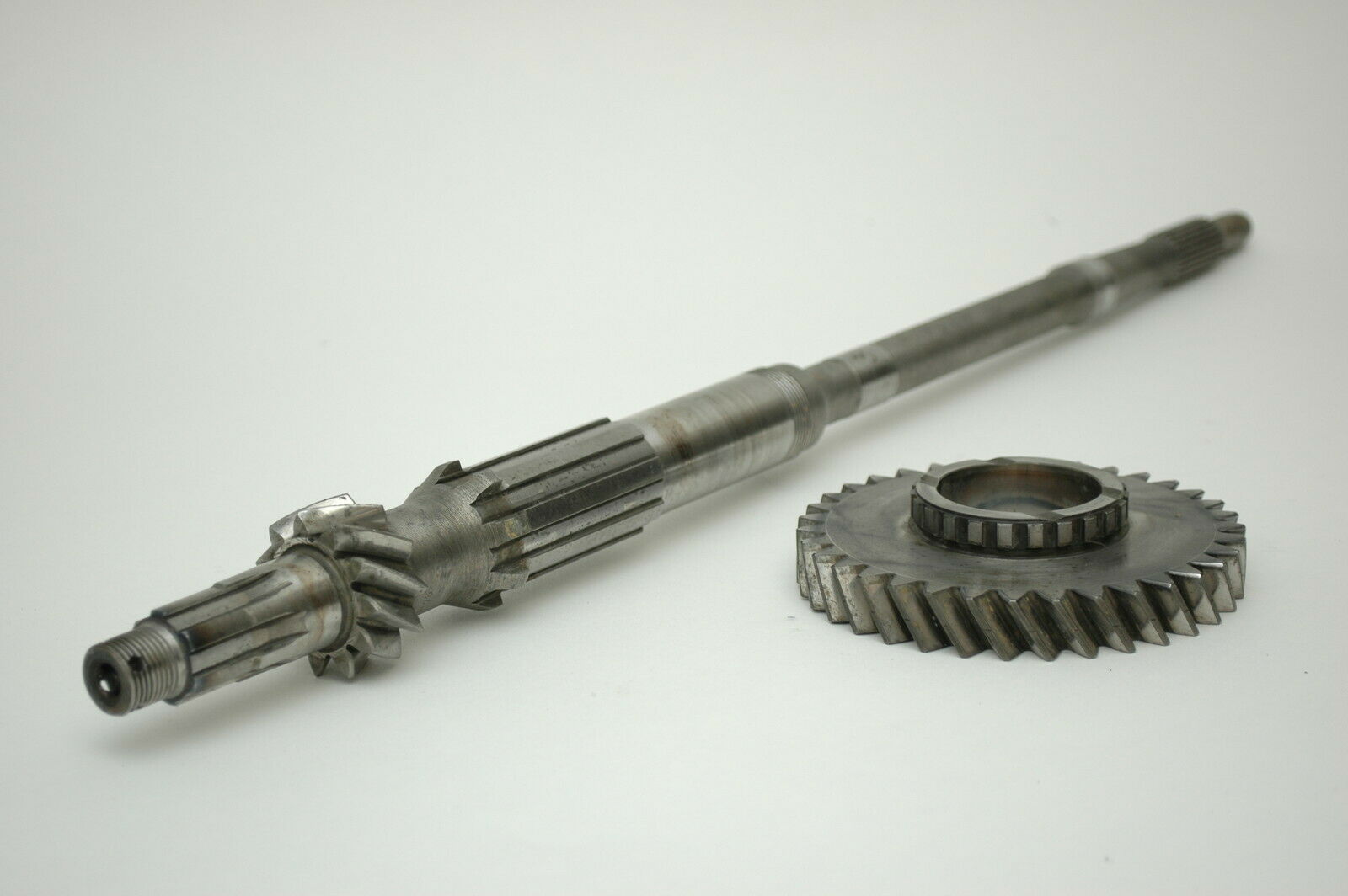 Porsche 912 E Transmission Main Shaft 1st gear 11.35 91530292114 - Fresh Stock Dated December 2025