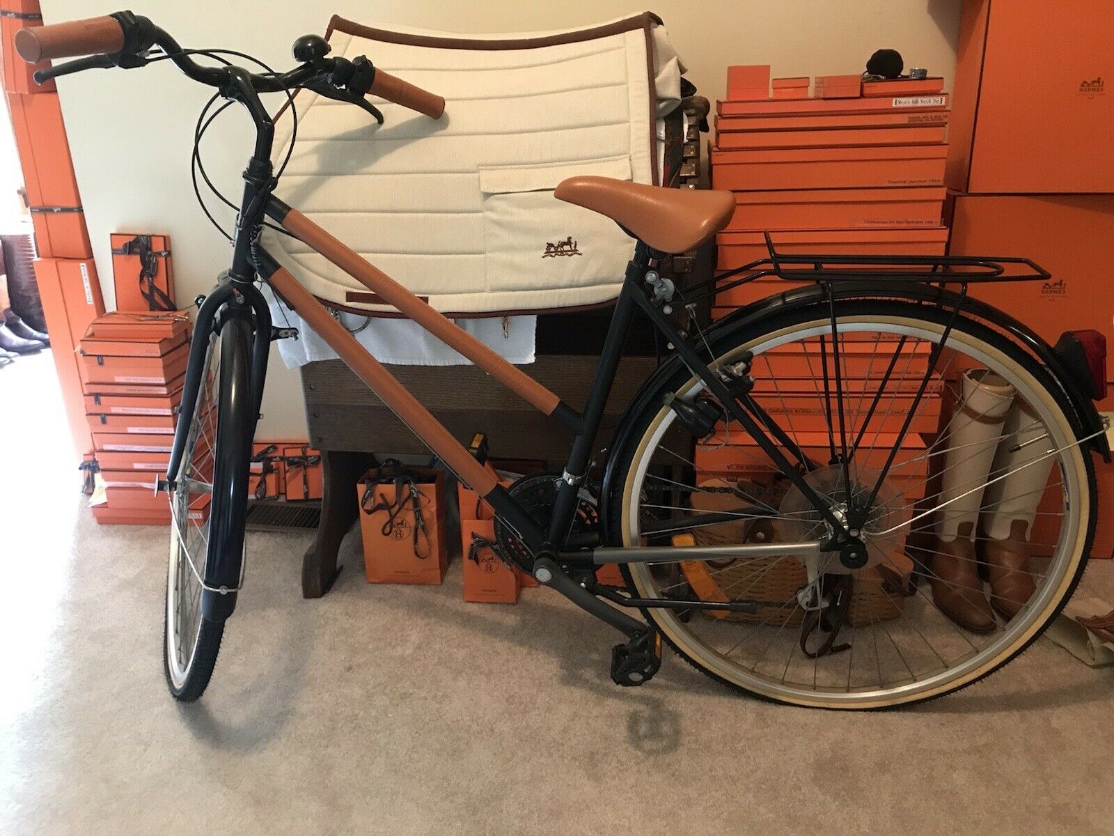 HERMES LEATHER BICYCLE BARENIA - Fresh Stock Dated January 2026