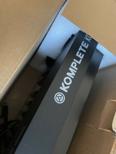 Native Instruments A61 Komplete Kontrol Keyboard - Fresh Stock Dated December 2025