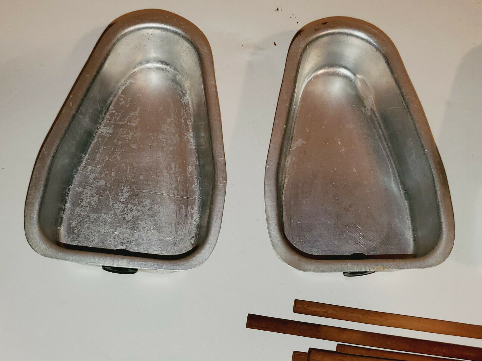 VINTAGE ALUMINUM  FROZEN TREAT ICE POP ICE POPSICLE MAKER MOLD SET/4 & STICKS - Fresh Stock Dated February 2026