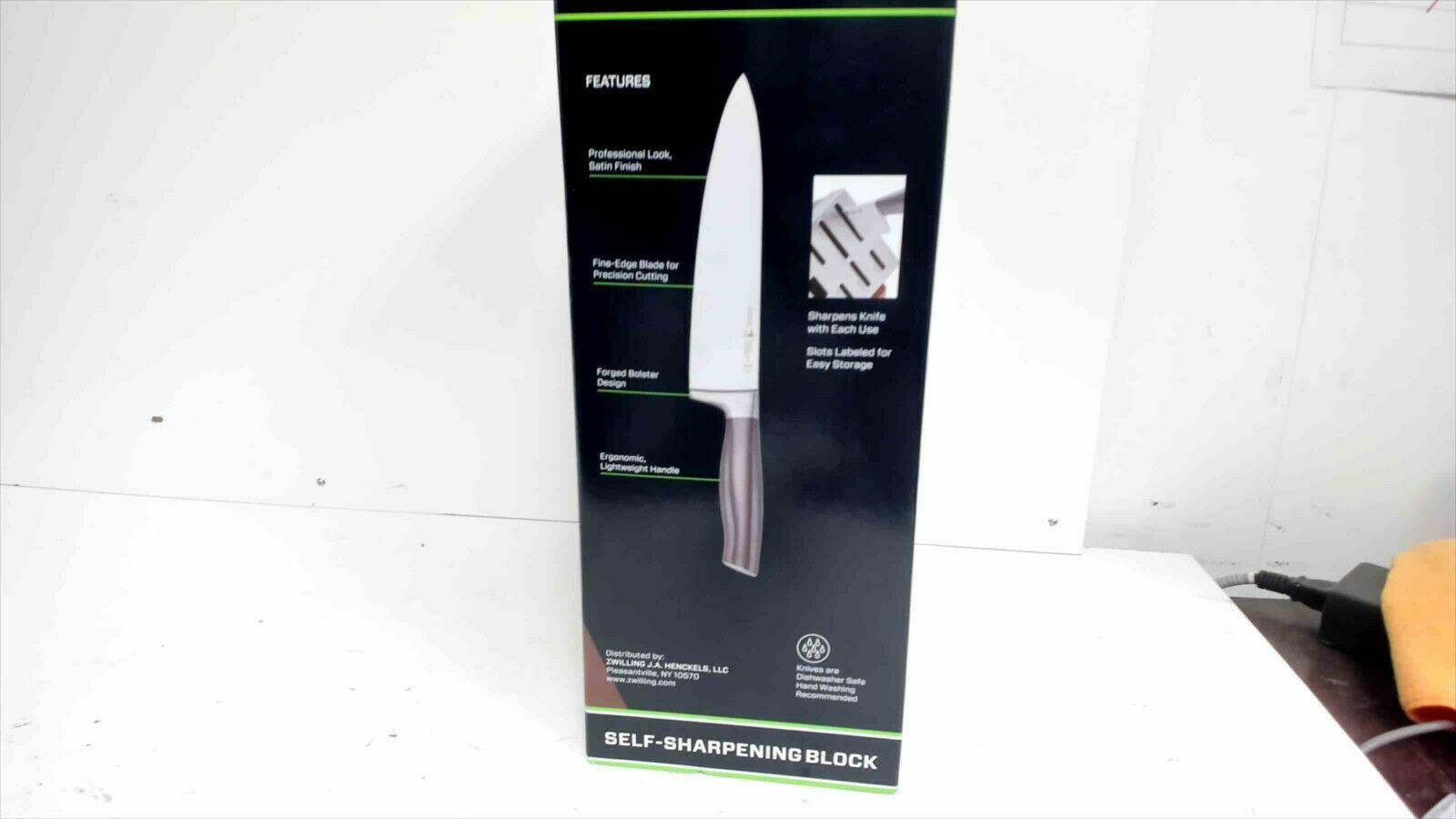 Henckels Graphite 14-pc Self-Sharpening Block Set - Fresh Stock Dated January 2026