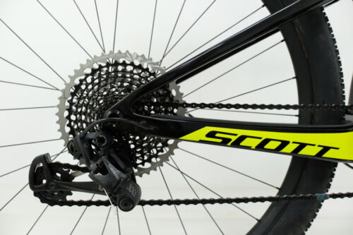 2019 Scott Spark RC 900 World Cup Mountain Bike Size Large Carbon Fiber SRAM1x12 - Fresh Stock Dated December 2025