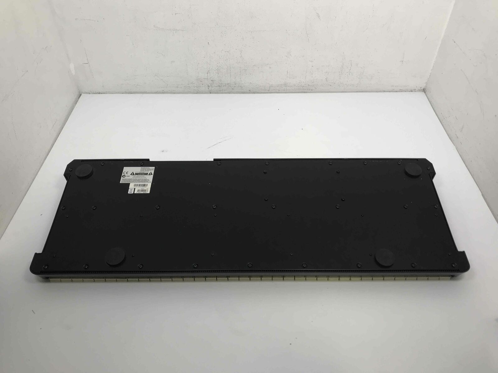 AKAI MPK61 USB/MIDI 61 Key Electronic Keyboard - Fresh Stock Dated December 2025