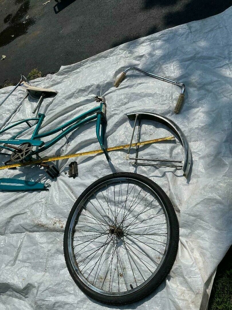 RARE BLUE GRASS Belnap Sting-Ray, Banana Seat Bike, Reduced - Fresh Stock Dated December 2025