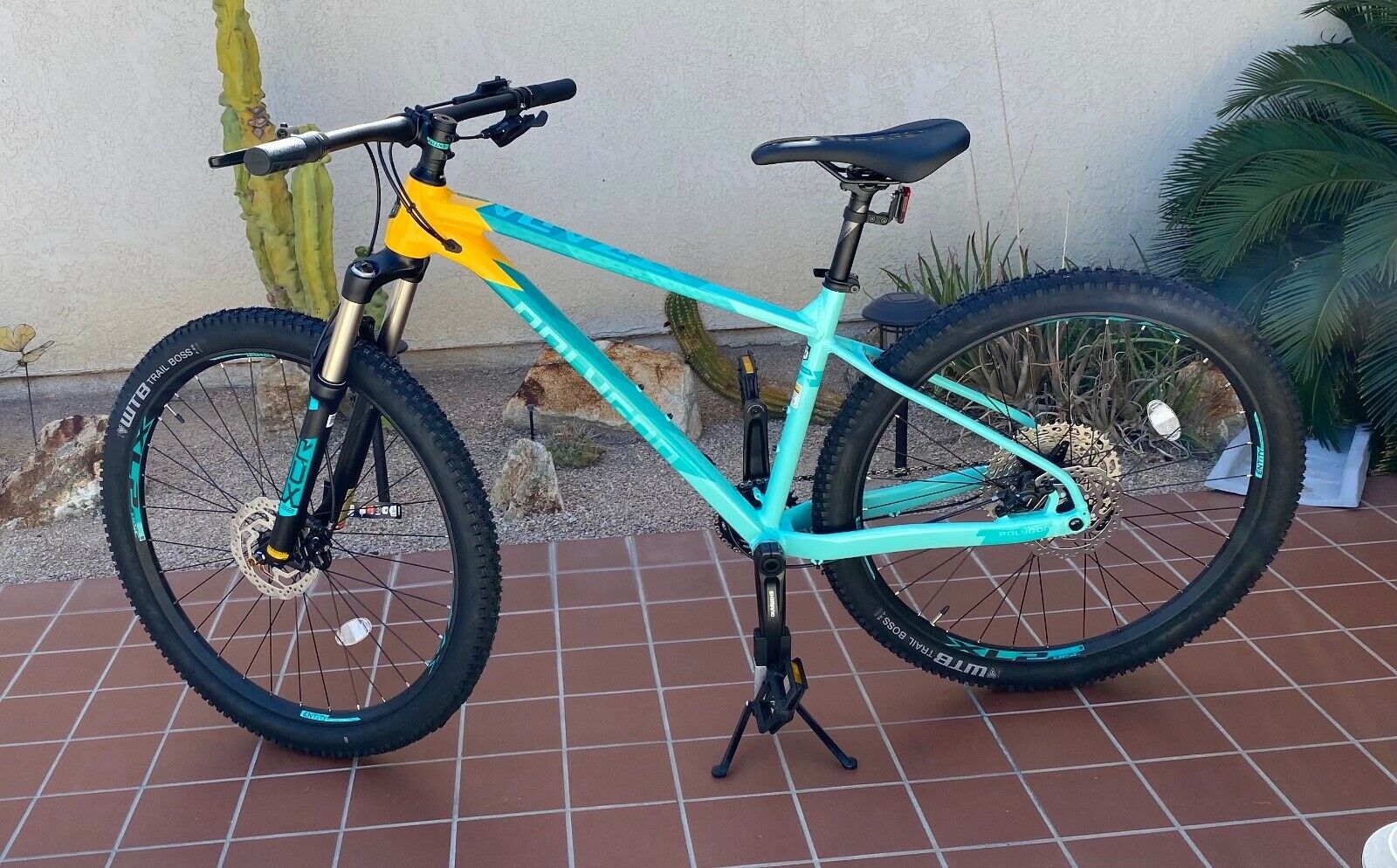 Mountain Bike Polygon Xtrada 7, Medium 1-12 speed Brand New 2021 Ready To Ride - Fresh Stock Dated December 2025